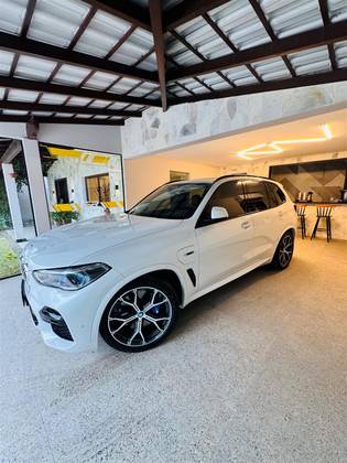 BMW X5 3.0 I6 TURBO HÍBRIDO XDRIVE45E M SPORT AUTOMÁTICO